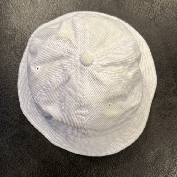 Obey Giant white corduroy bucket hat o/s - Picture 2 of 4